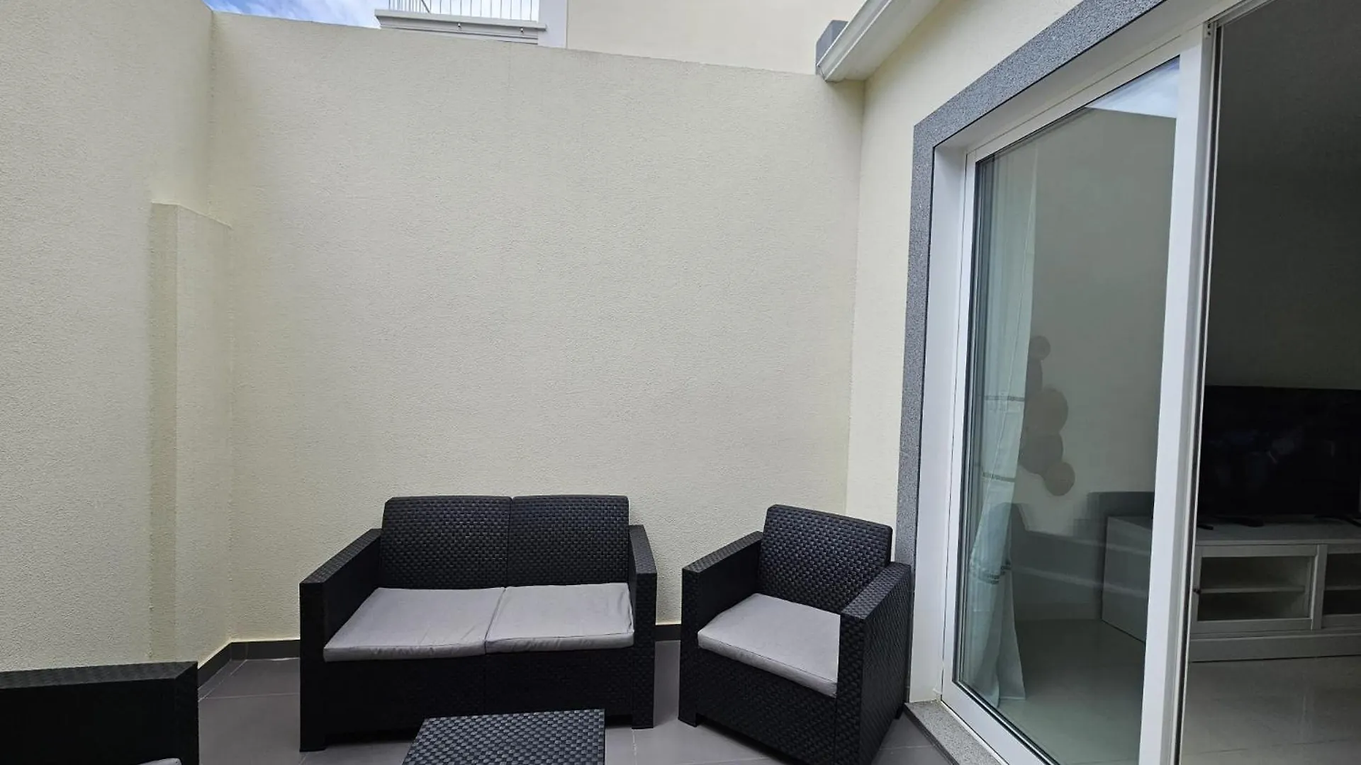Caminho Da Achada Apartment Funchal By Rentallido location